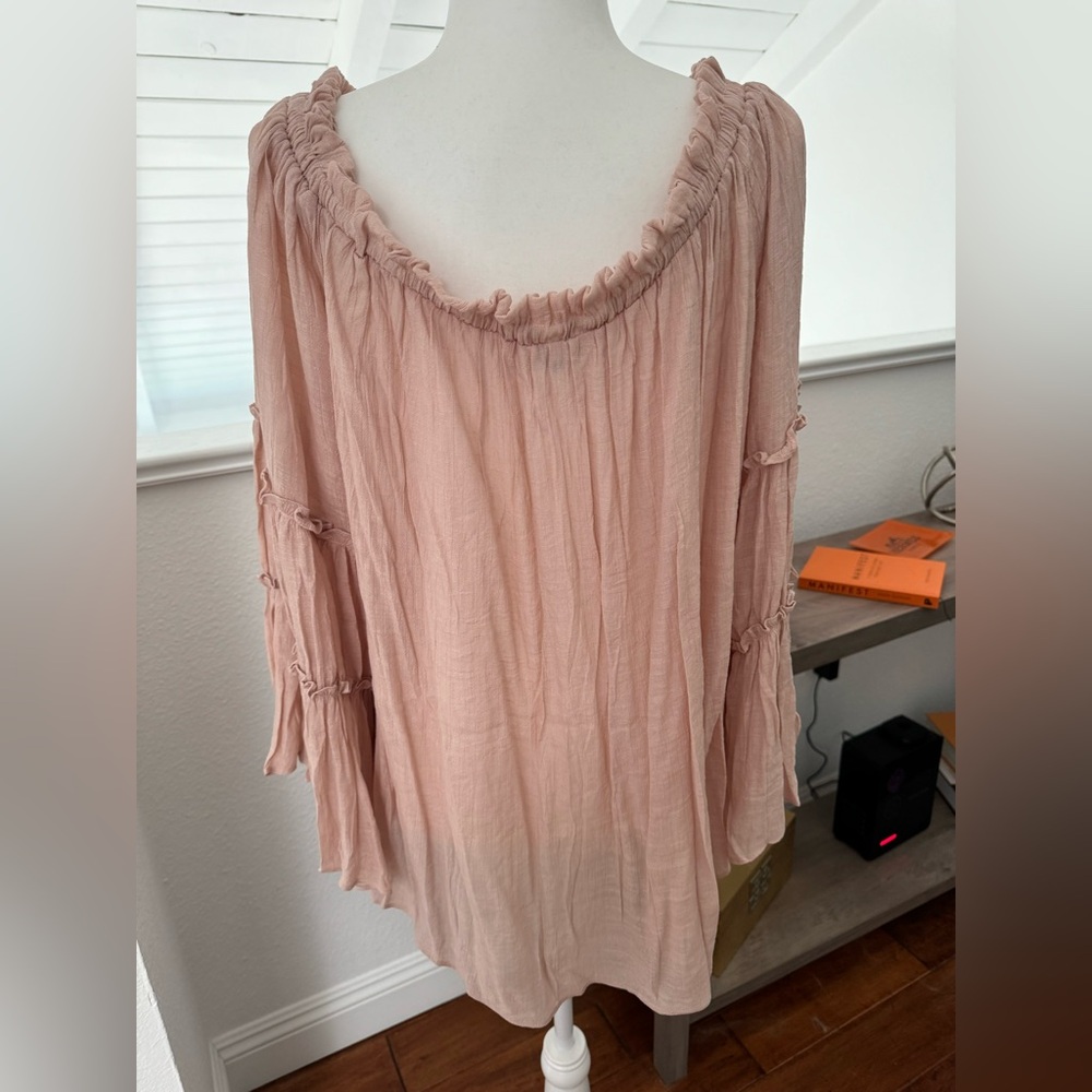 NWOT Sweet Lovely by Jen blush colored tunic - Picture 4 of 5